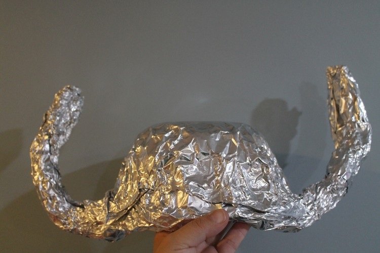 drotárska vikingská helma, hliníková fólia