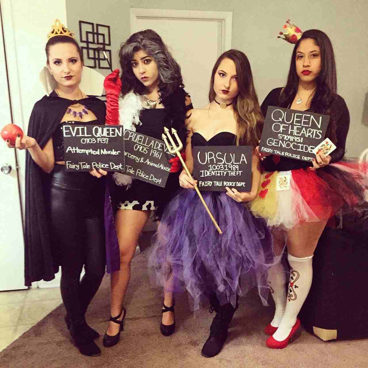 Skupinové kostýmy Disney pre nápady pre štyroch ľudí