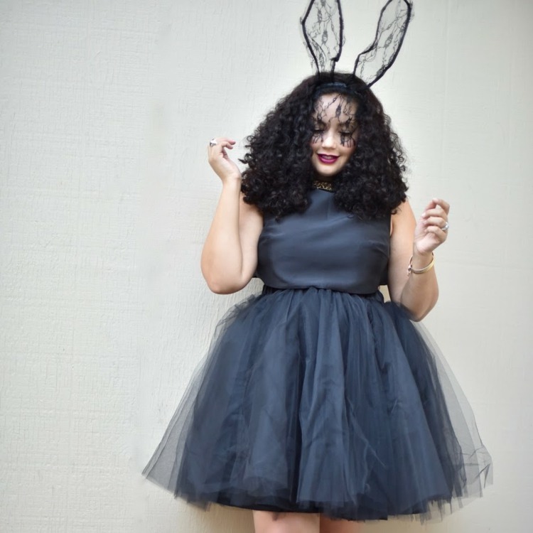 elegane karnevalové kostýmy xxl dámske šaty zajačika čipka