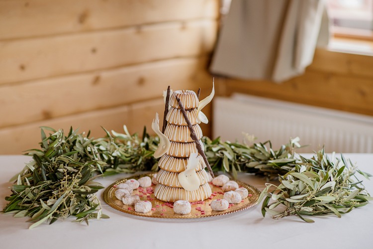 upiecť si svadobnú tortu sám nápady na tortu kransekage