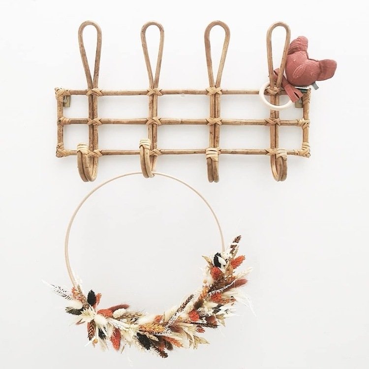 Veniec zo sušených kvetov ako jesenná dekorácia 2020