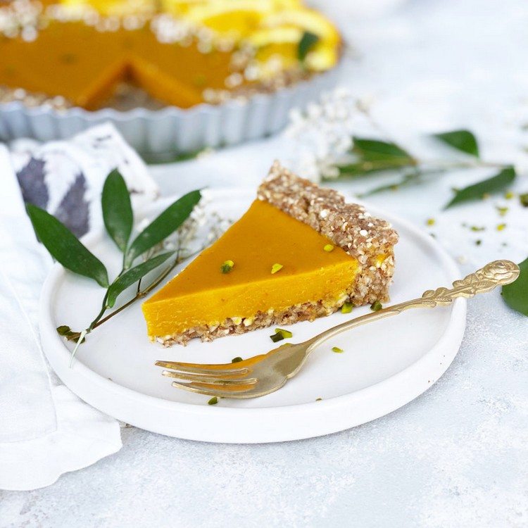 Tekvicový tvarohový koláč Vegánsky tvarohový koláč s nízkym obsahom sacharidov bez pečenia