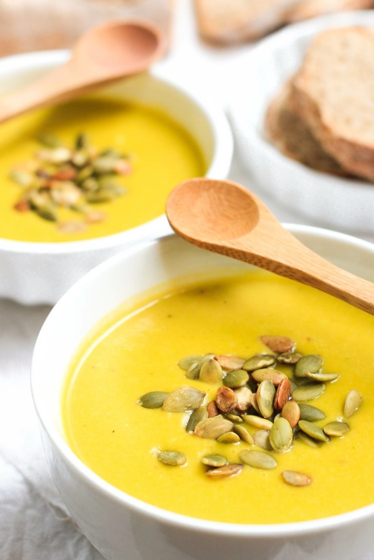bezlepková tekvicová krémová polievka recept zelené tekvicové semienka