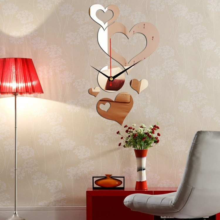 Kreatívne nápady pre život - vyrobte si hodiny z lesklého papiera alebo kovu živé nápady kreatívna metalická optika hodiny šťourajúce v myšlienke tvar srdca