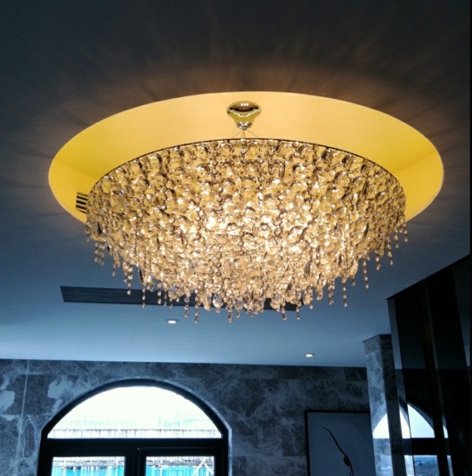 klasický luster - biely