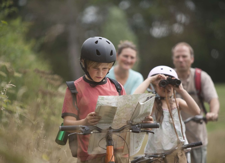 Oslávte krištáľovú svadbu, deti organizujú hľadanie pokladu