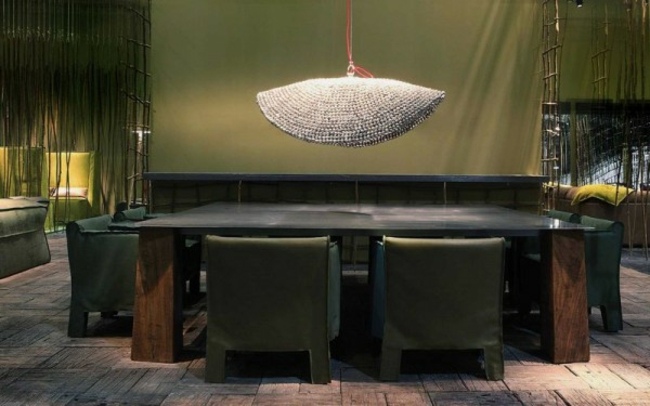 Jedáleň z vysoko lesklého čistého lesku Lesklé neutrálne farby jedálne