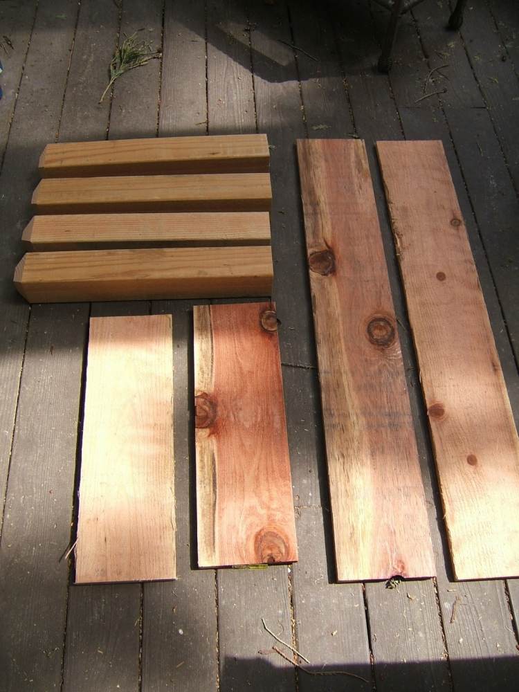 Bylinné vyvýšené postele-postaviť-si-postaviť-návod-drevené-dosky-materiály