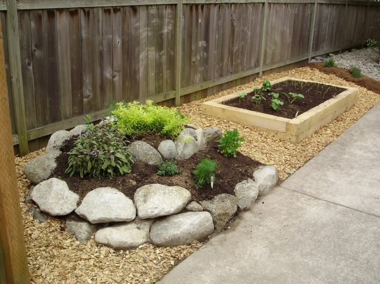 Bylinná špirála-vytvorte-prírodný kameň-piesok-štrk vyvýšený záhon