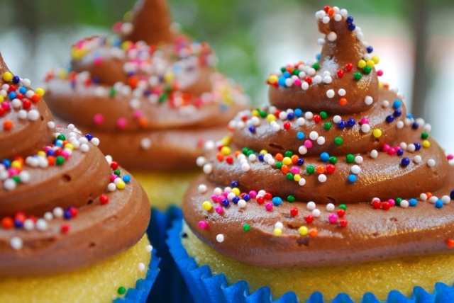 ozdobiť postrekovače krásne dezerty rodinná večera