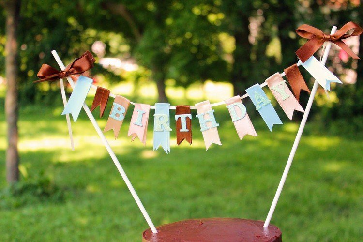 torta girlanda drotár nápady na narodeninovú tortu