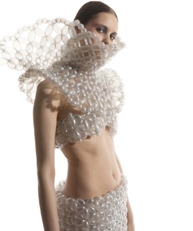 Vyrobte si oblečenie sami-zvedavé módne trendy dvojdielne balóny