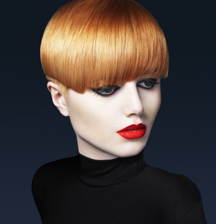 medené-farby-vlasov-blond-krátke-extravagantné-moderné-trendy-20016