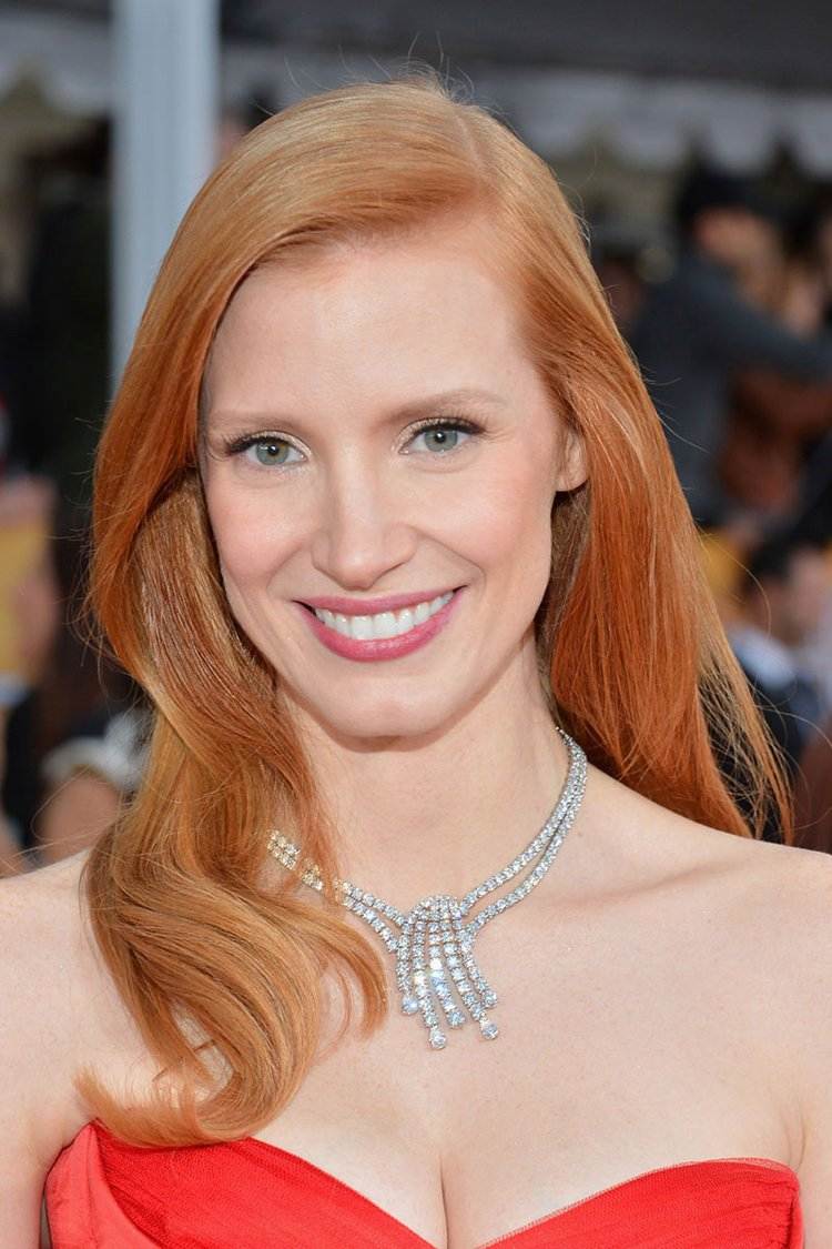 medené-farby-vlasov-svetlé-dlhé-vlasy-jessica-chastain-trendy-20016