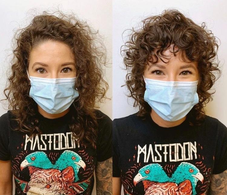 Objemový strih pre jemné kučeravé vlasy