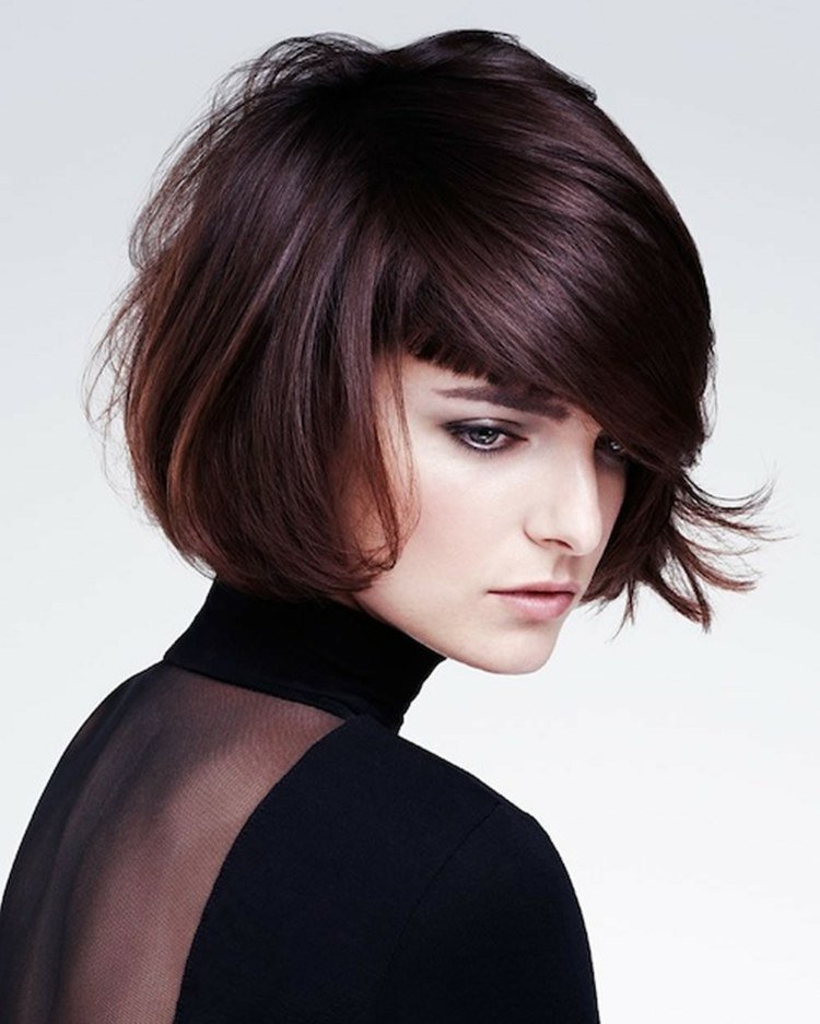 farebné vlasy bob asymetrické balayage účesy 2018 pre ženy