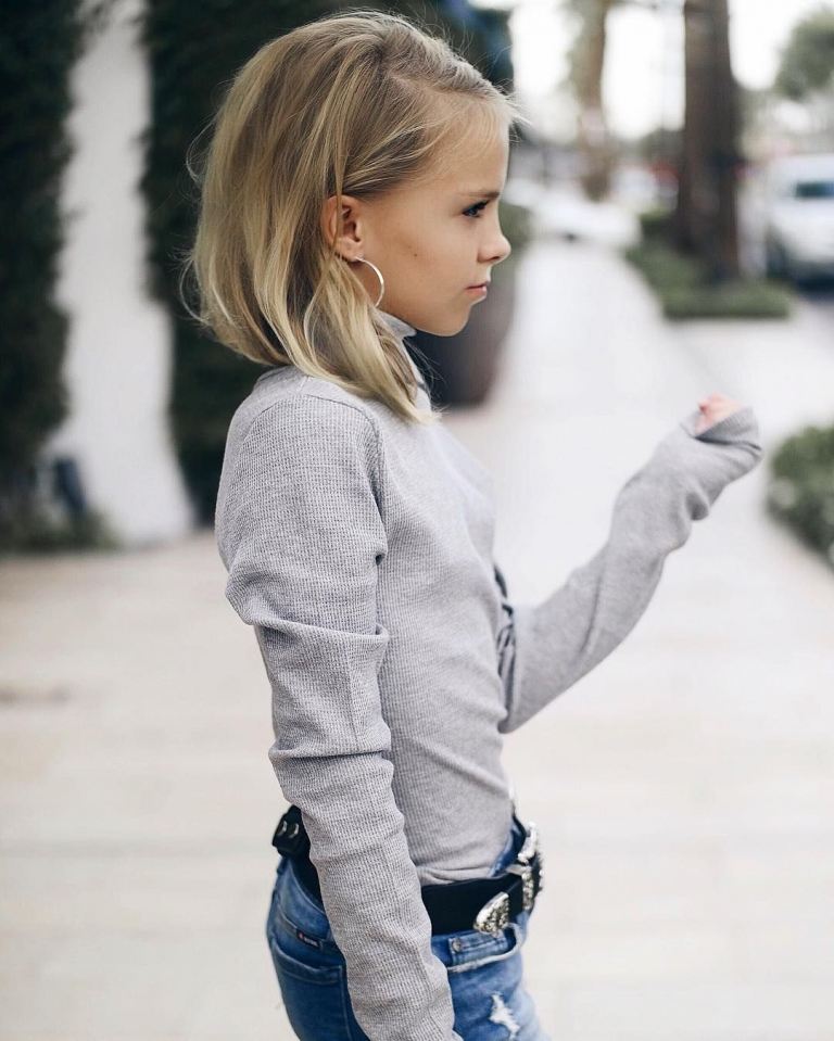 Krátky účes dievčatá dlhý bob deti 12 rokov teenager trendy bočné lúčenie