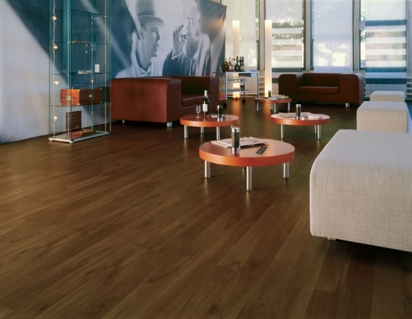 laminát orech trvanlivosť verejných priestorov