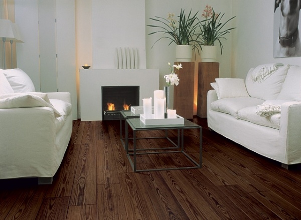 laminátové drevo borovica krásna obývacia izba