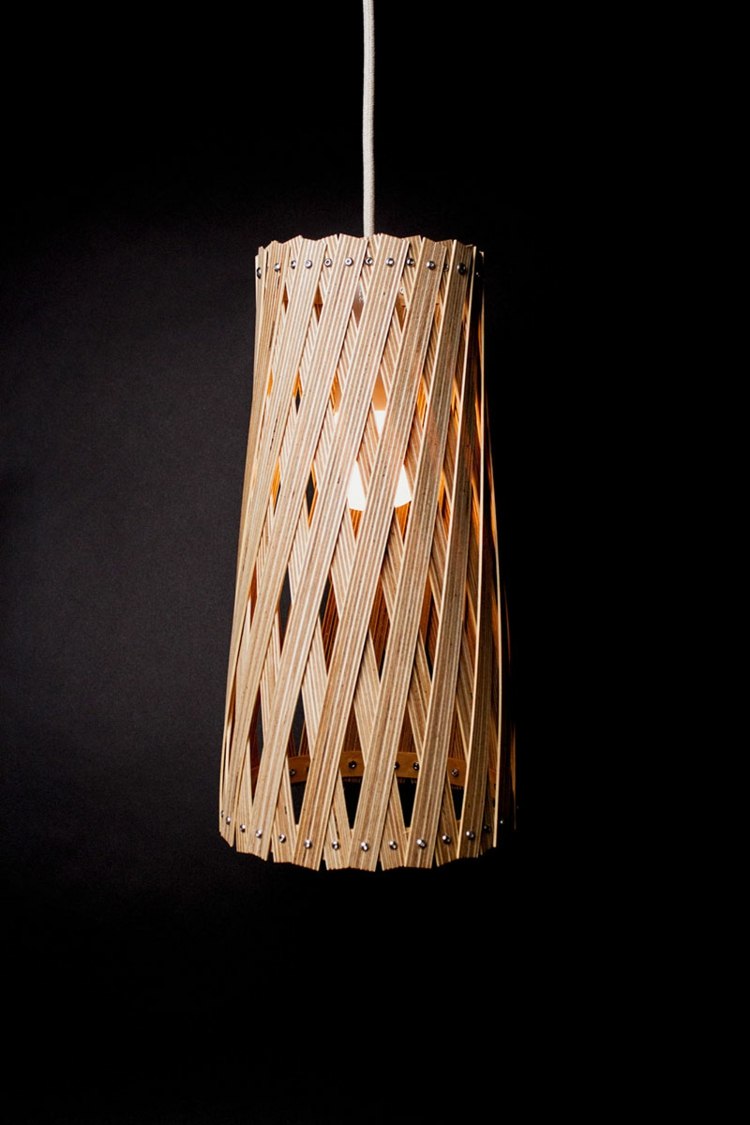 lampy z brezového dreva osvetľujúce interiérové ​​dekoračné prúžky