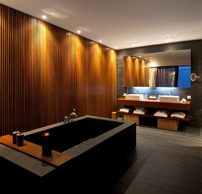 Dizajnový hotelový kúpeľňový drevený obklad zapustených svetiel