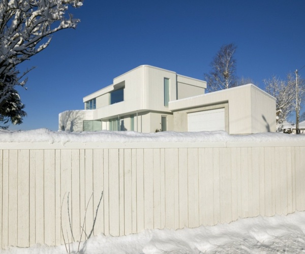 fasáda modernej minimalistickej architektúry