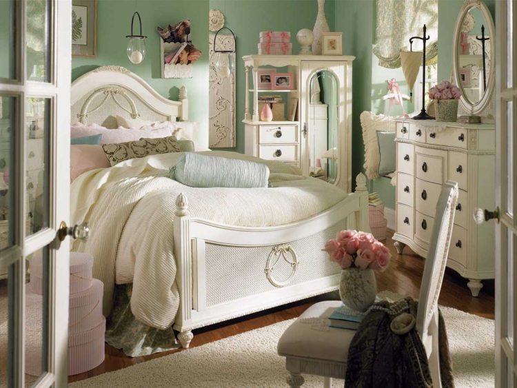 country-style-bedroom-white-ideas-wall-paint-mingruen-bedroom-set-antique-furniture