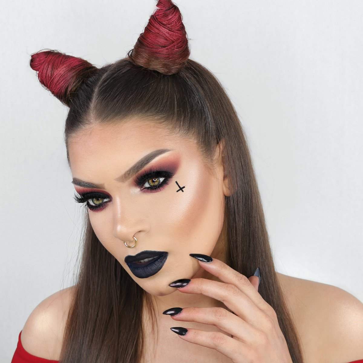 Make-up Devil Women Black Lipstick Smokey E