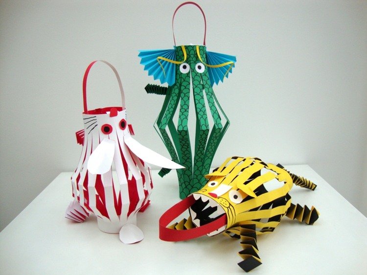 Vyrobte si vlastnú lampu, ktorá je jednoducho farebná ako papier-zvieratá-tigre-vtáky-chobotnice