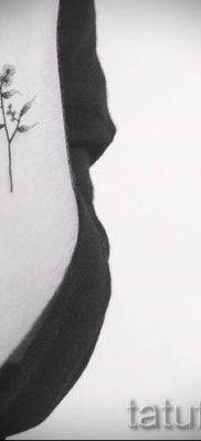 fényképes példa levendula tetoválásra a tetoválás jelentéséről szóló cikkhez 44