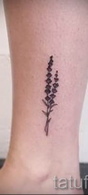fényképes példa levendula tetoválásra a tetoválás jelentéséről szóló cikkhez 28