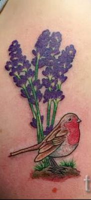fényképes példa levendula tetoválásra a tetoválás jelentéséről szóló cikkhez 20