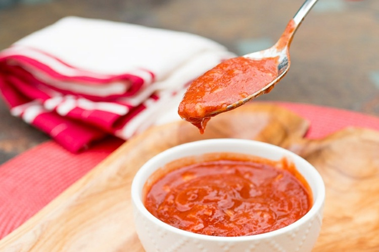 Tip na recept na omáčku na poslednú chvíľu barbecue-omáčka-recepty-bbq-jednoduchá-červená-farba-začiatočníci