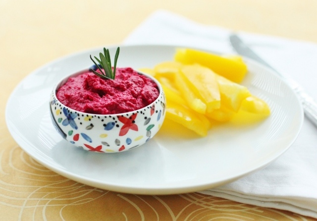 Cícerové pyré-červená repa-recept-zdravý Cícerové pyré-cvikla-recept-zdravý humus recept