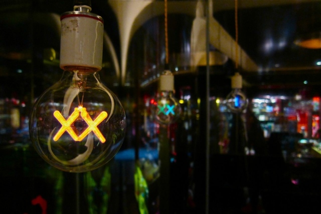 Žiarovka závesná lampa žltozelený dizajn nápady bar Prívesná lampa žltozelený dizajn nápady bar zdobenie nápady