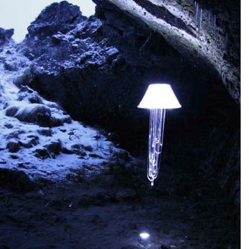 kreatívne moderné osvetlenie, plávajúci futuristický dizajn