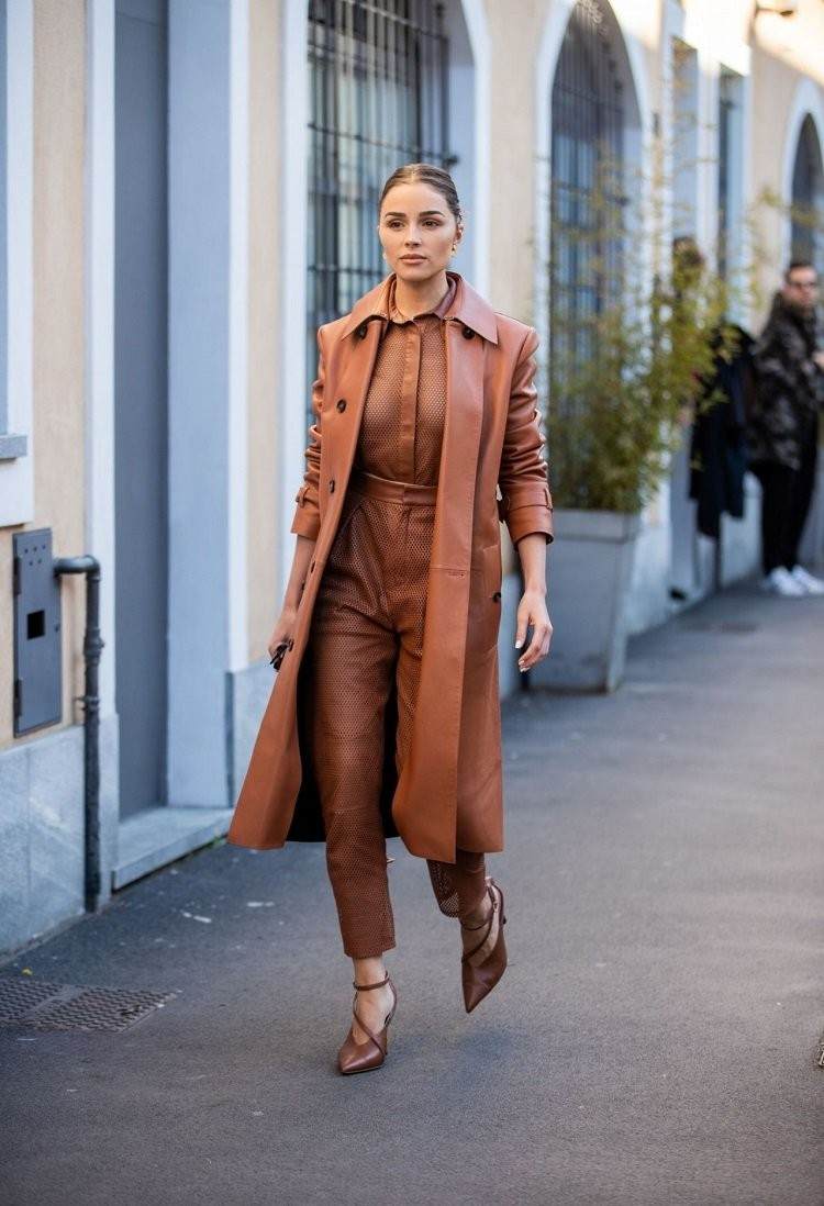 Obchodné oblečenie pre nápady dámskych kožených outfitov na jeseň