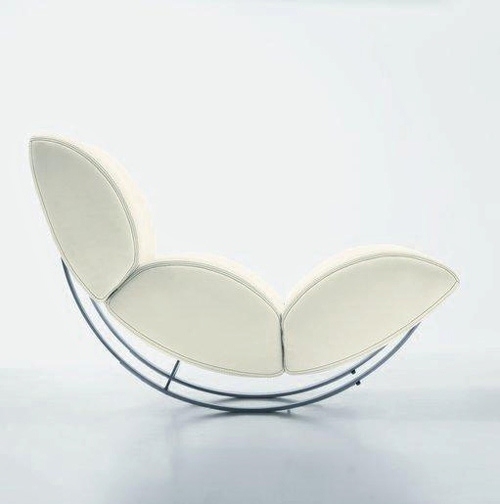 Kožené hojdacie kreslo od Koinor - biele