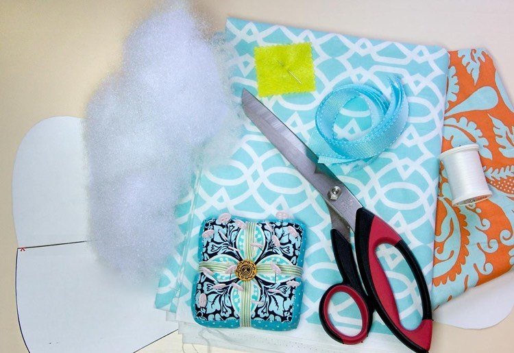 Návody na čítanie-šitie-kostí-materiálov-nástrojov-vzorov