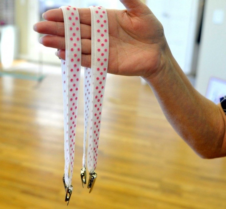 Záložky sú nastaviteľné v závislosti od veľkosti knihy Vytvorte si záložky sami, originálne nastaviteľné gumené návody