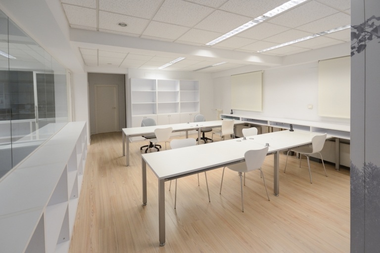 LED žiarivkové denné svetlo dokonale vhodné do kancelárií