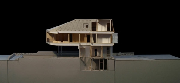 Fasáda stereoskopického domu od ceruzky