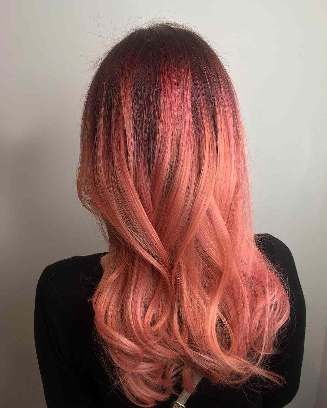 Living Coral Hair Balayage Trend Color Hair Trends 2019 dlhé vlasy