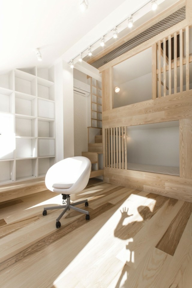 Dvojlôžková izba na spanie pre deti z dreva