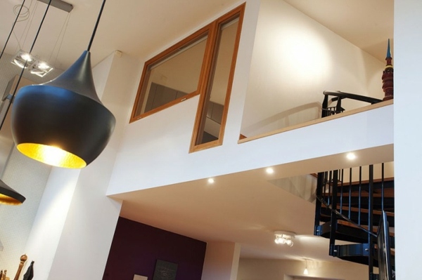 zaujímavý dizajn steny byt-dve poschodia Nástenný byt-dve poschodia