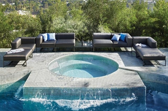 záhradný nábytok bazén čierna koža zladená tkanina