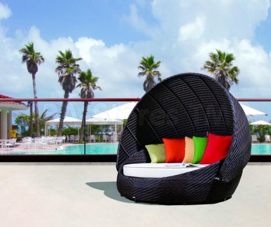 Lounge nábytok polyratanová dekorácia vankúša v čiernej farbe