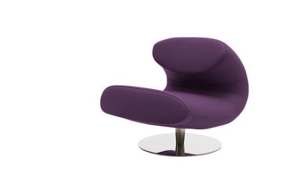 Fialové kreslo s čalúneným vzorom Rio