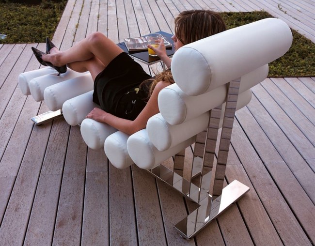 relaxačná záhrada moderný dizajn štýlové kreslo moderný dizajn štýlové kreslo drevená terasa