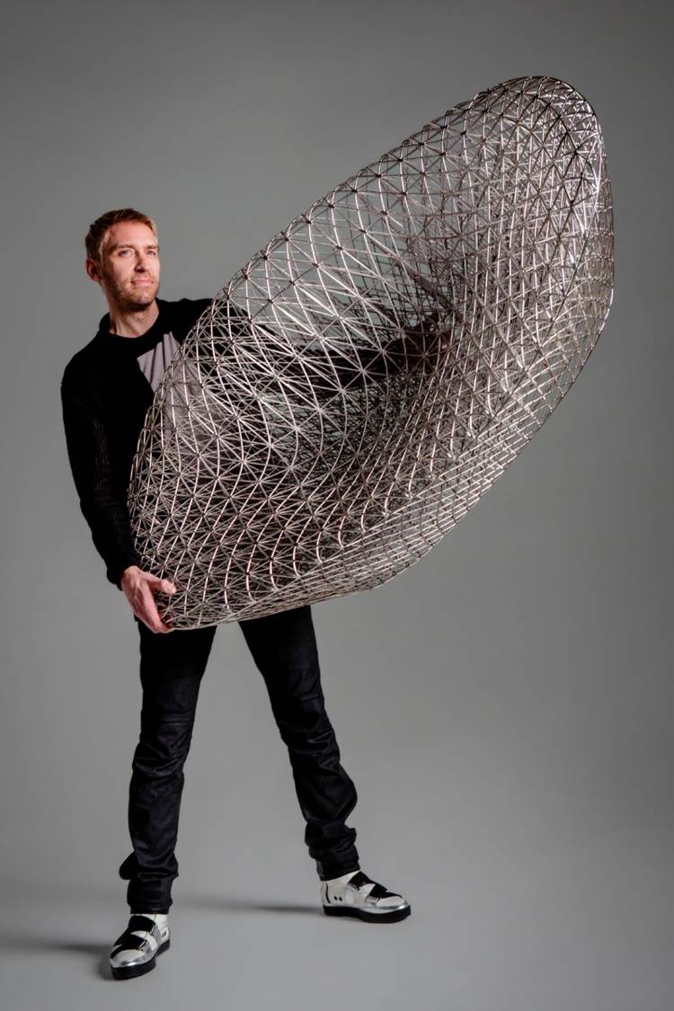 Ultraľahká sedacia súprava - 3D výrobok váži iba 2,5 kilogramu sedacia súprava od 3D tlačiarne Janne Kyttanen